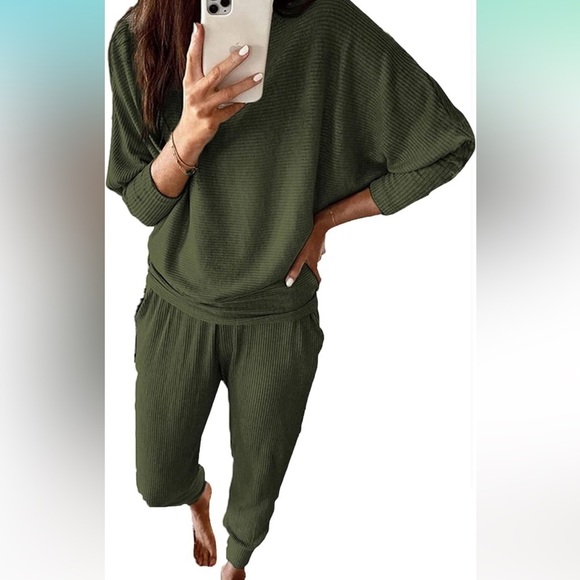 Pretty Garden, size Small, NWOT! - Picture 1 of 7